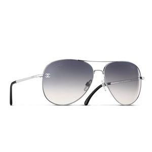 CHANEL Polarized Aviator Sunglasses